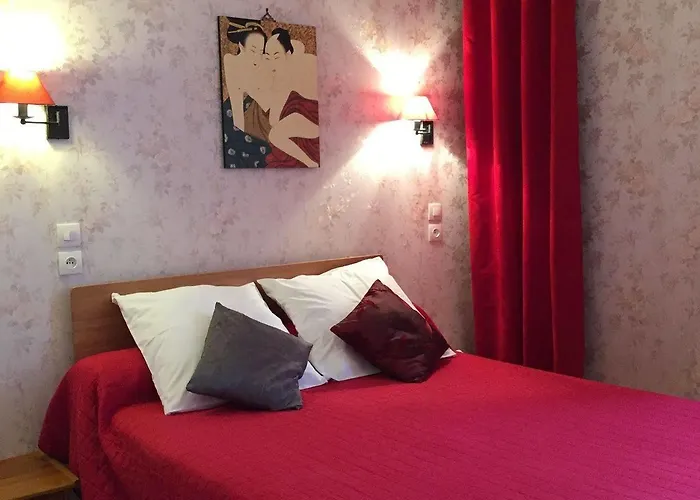 Les Chansonniers 3* Paris
